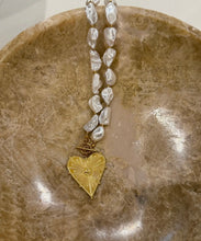 Load image into Gallery viewer, Blaze Necklace - CHANSUTTPEARLS